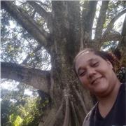 Professora de ciências e biologia, com experiência